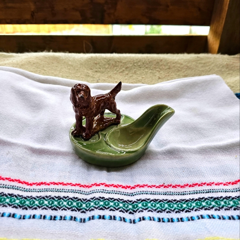 Vintage Wade Pipe Rest